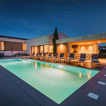 Luxury With A Swimming Pool Brtonigla, Novigrad - 26966 * Brtonigla