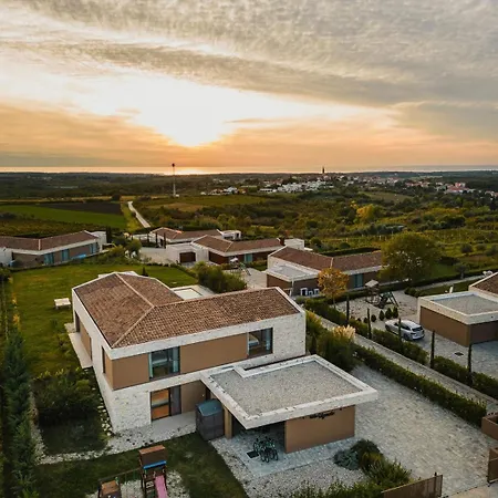 Luxury With A Swimming Pool Brtonigla, Novigrad - 26966