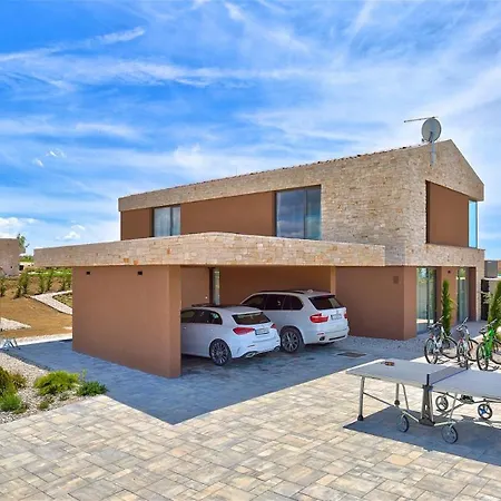 Luxury With A Swimming Pool Brtonigla, Novigrad - 26966 * Brtonigla